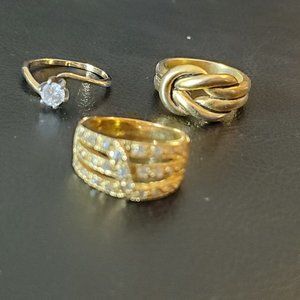 Gold tone costume jewelry rings
